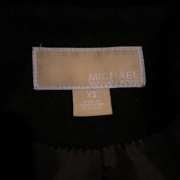 Micheal Kors Coat 🧥 - Picture 4 of 5